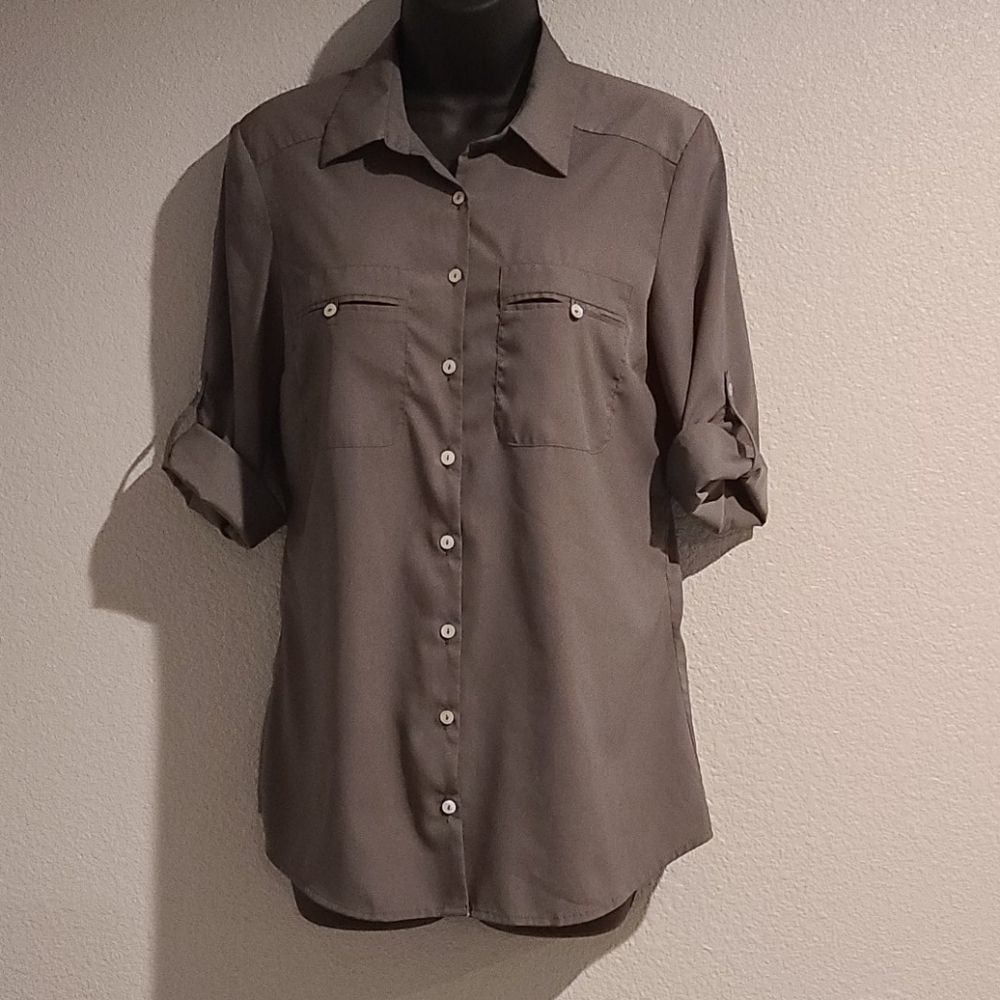 H&M Dark Gray Button Front Cuffed Sleeve Blouse